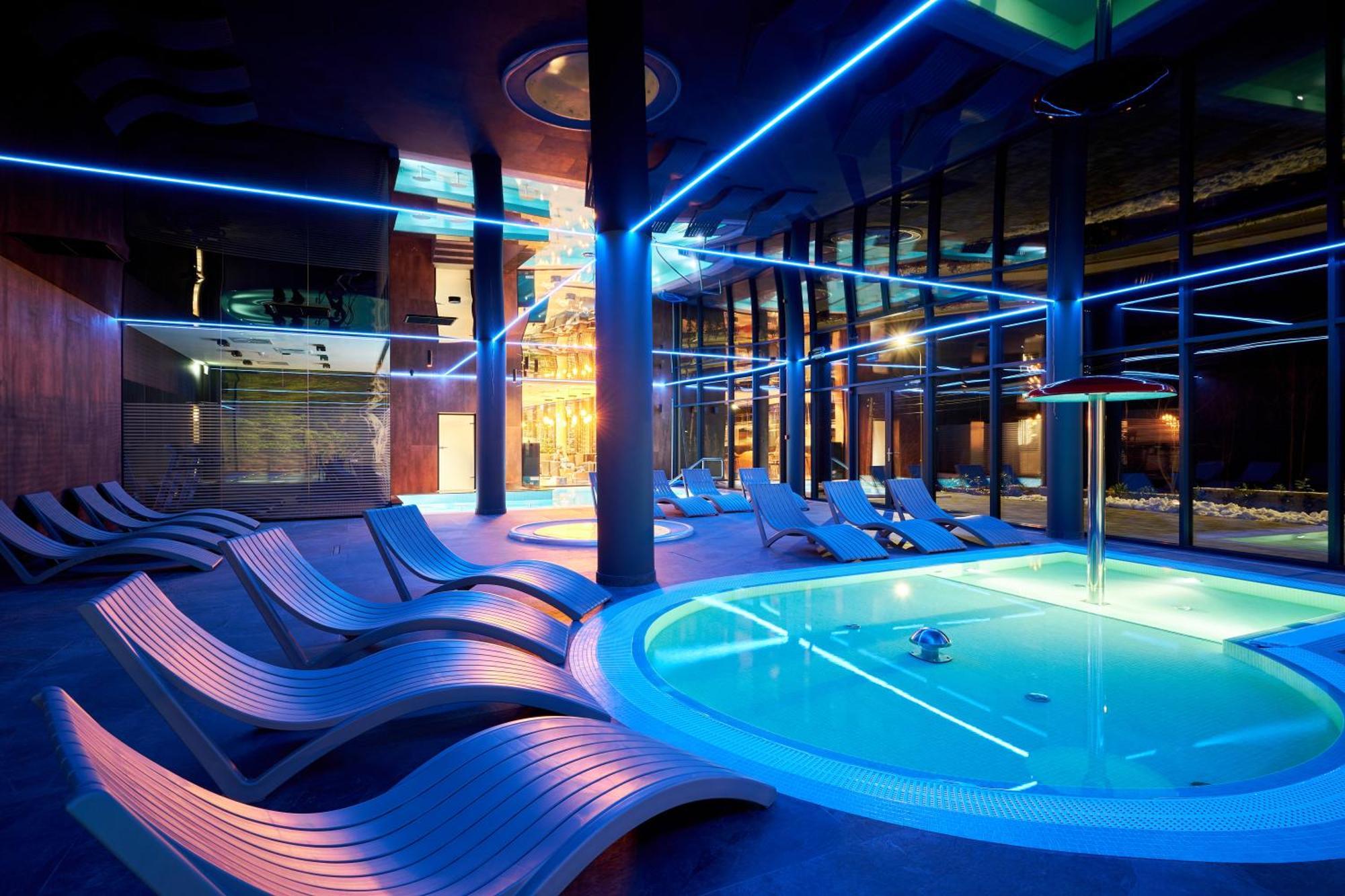 Zloty Horyzont Hotel & Resort شكلارسكا بوريبا المظهر الخارجي الصورة