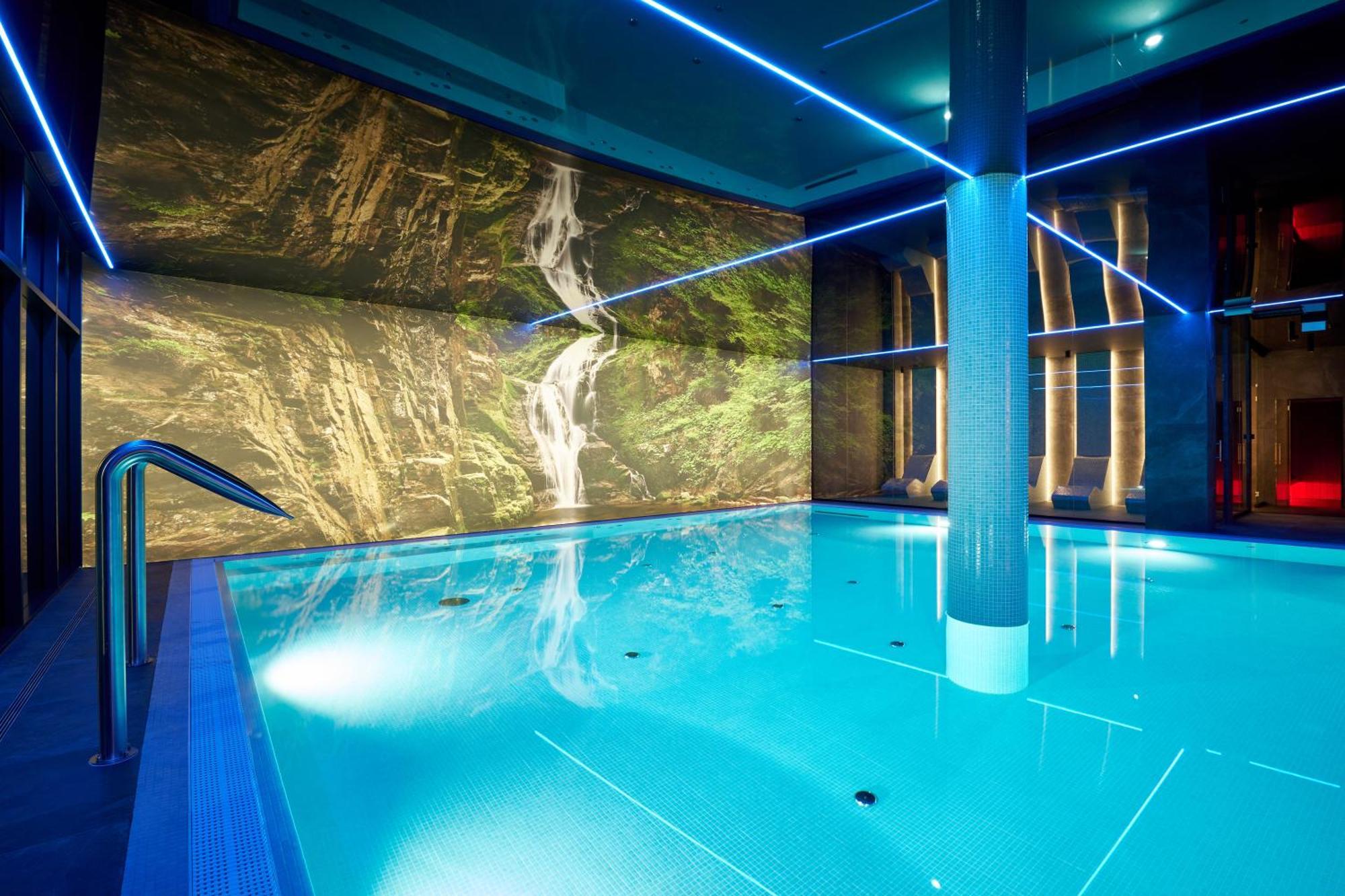 Zloty Horyzont Hotel & Resort شكلارسكا بوريبا المظهر الخارجي الصورة
