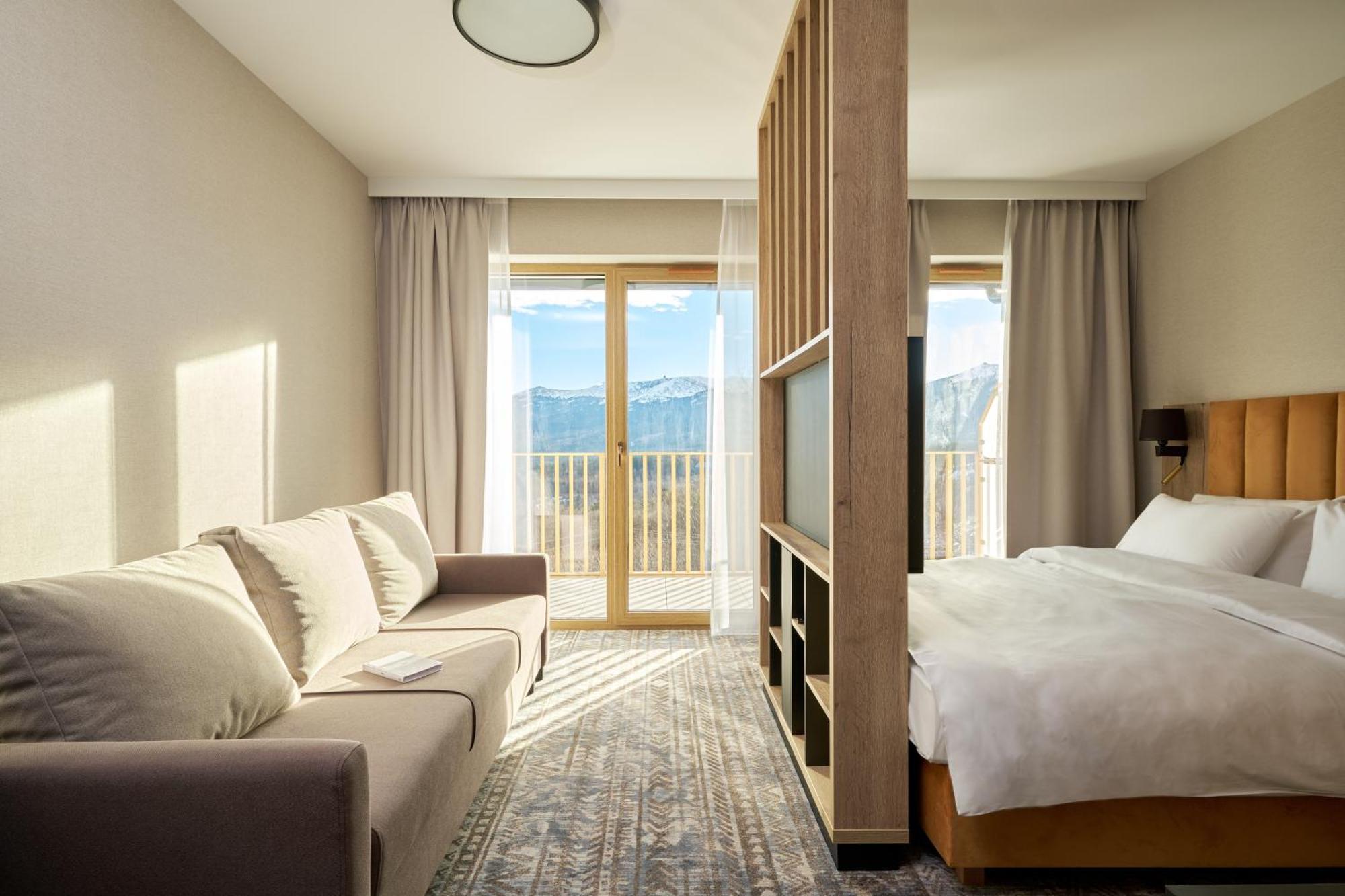 Zloty Horyzont Hotel & Resort شكلارسكا بوريبا المظهر الخارجي الصورة